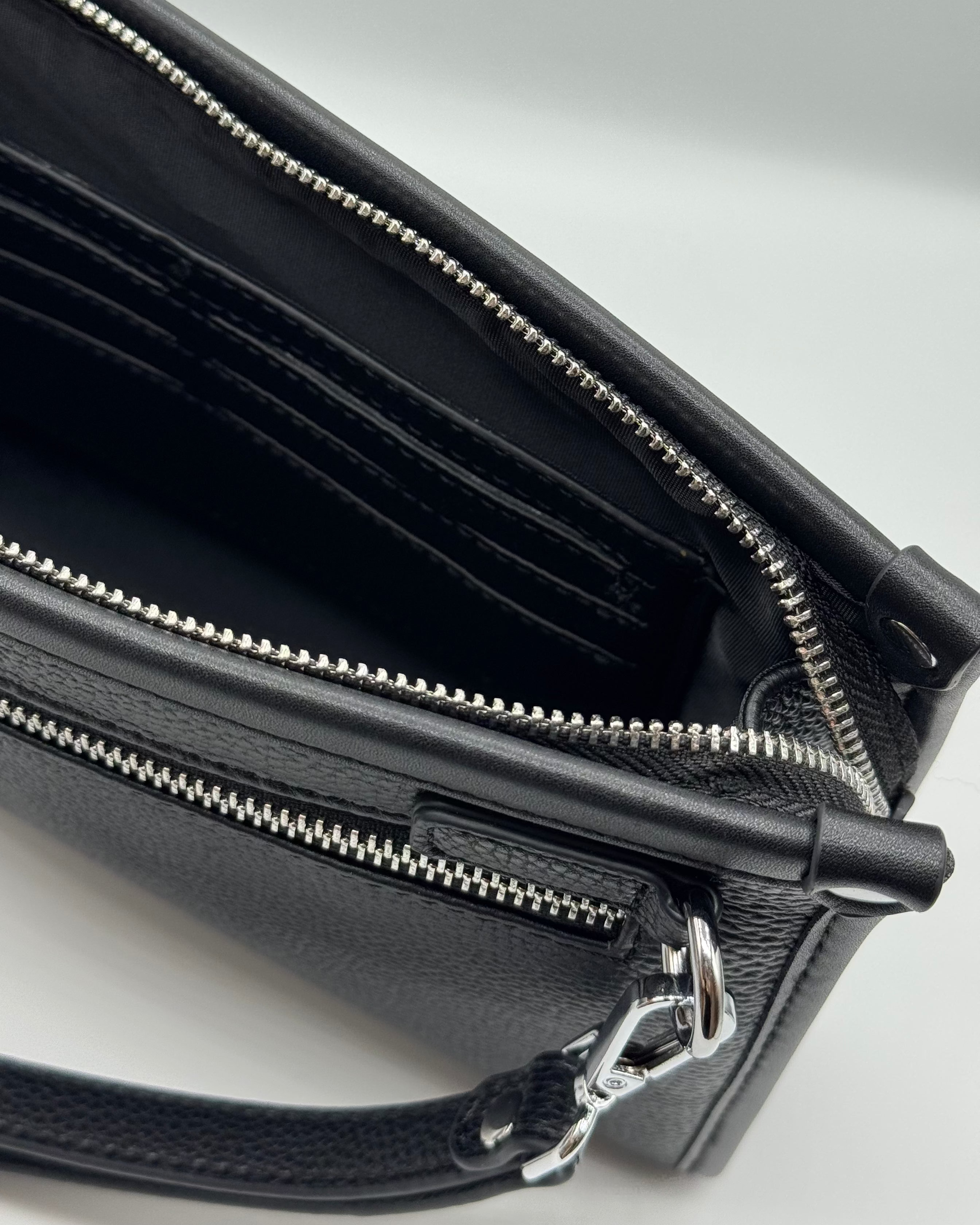 MOKHATIÈ™ | ELEGANZ FINGERTOUCH